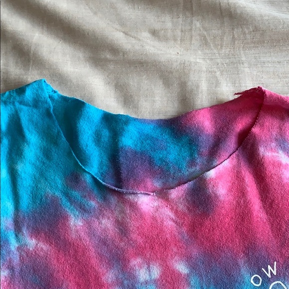 Men’s Slow Down Loosen Up Shirt - Picture 3 of 4